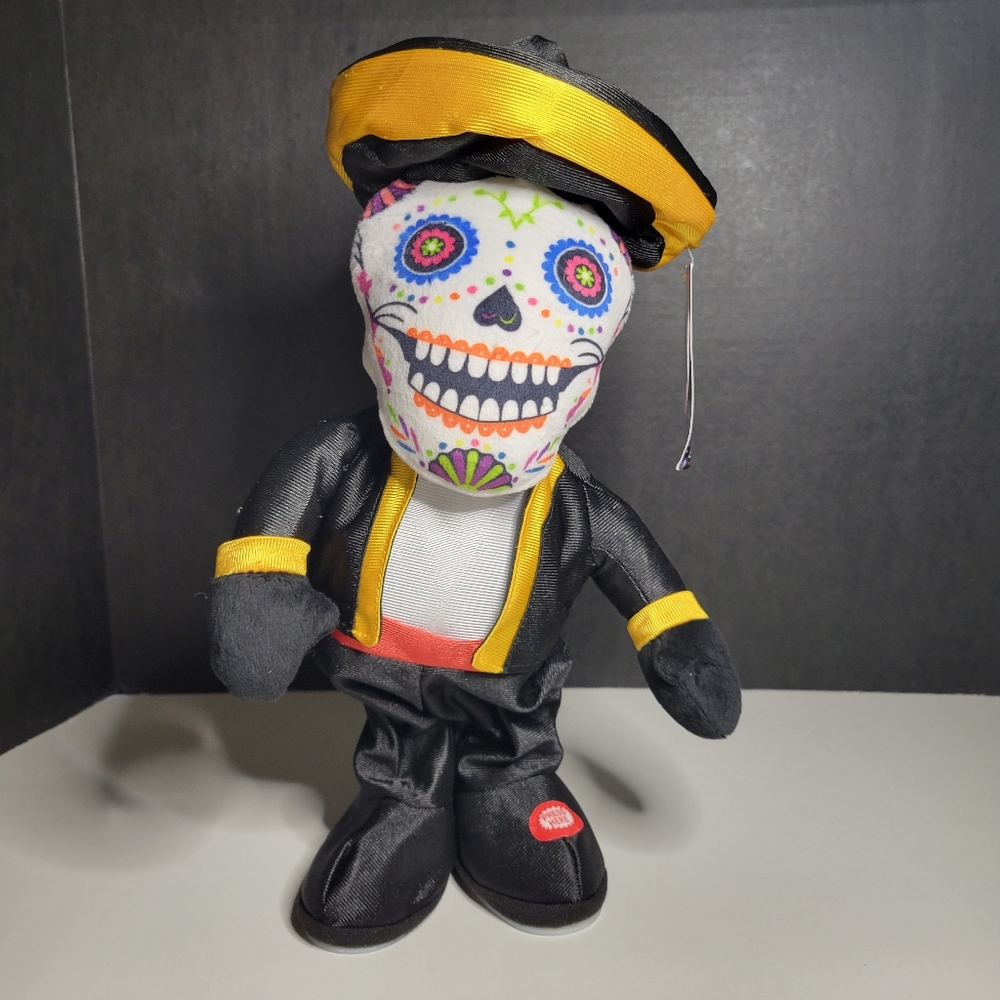 Sugar Skull Halloween Decoration Animated Day of the Dead Singing 13" Mariachi